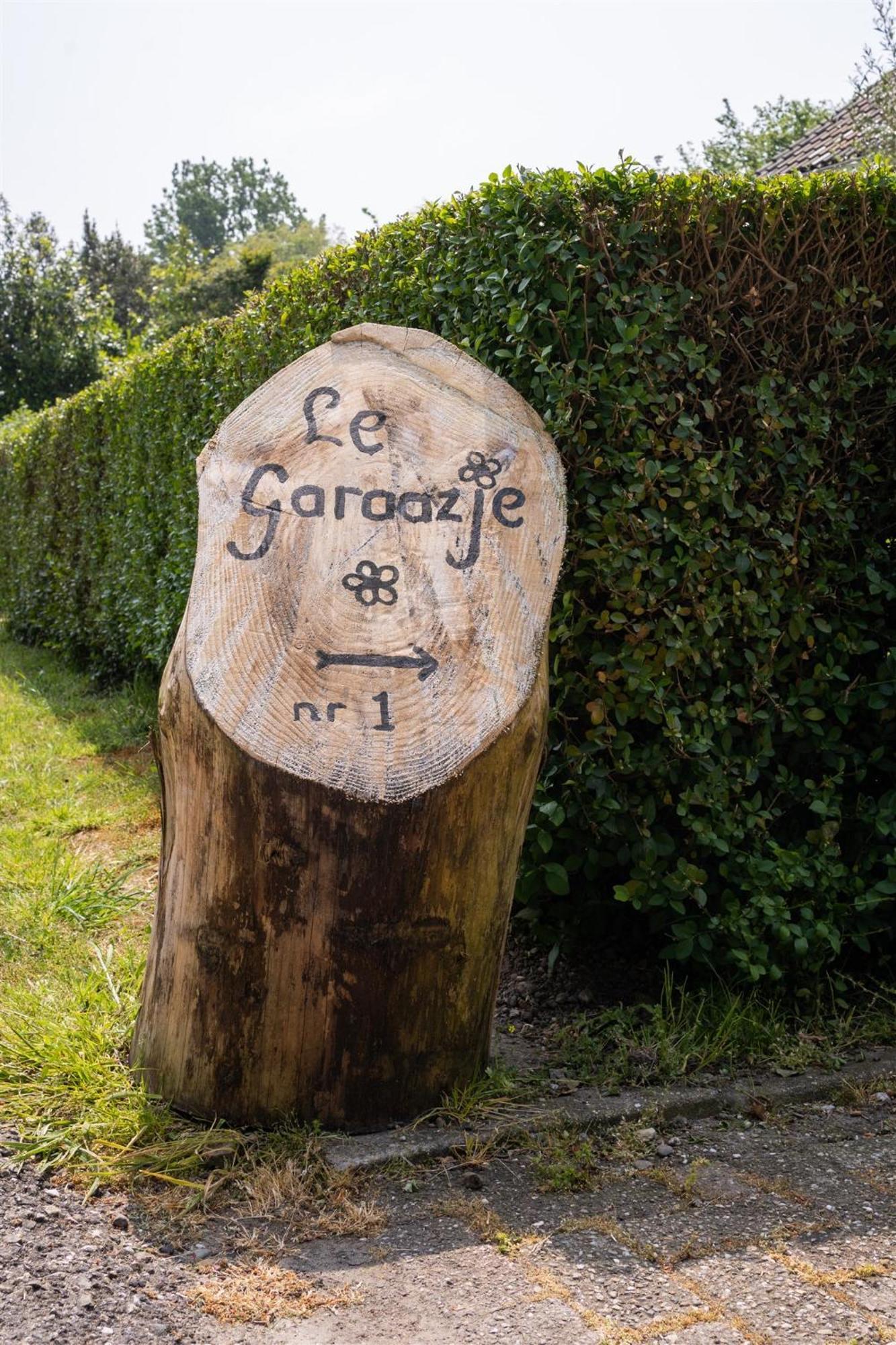 'S-Gravendeel Vakantiewoning Le Garaazje מראה חיצוני תמונה