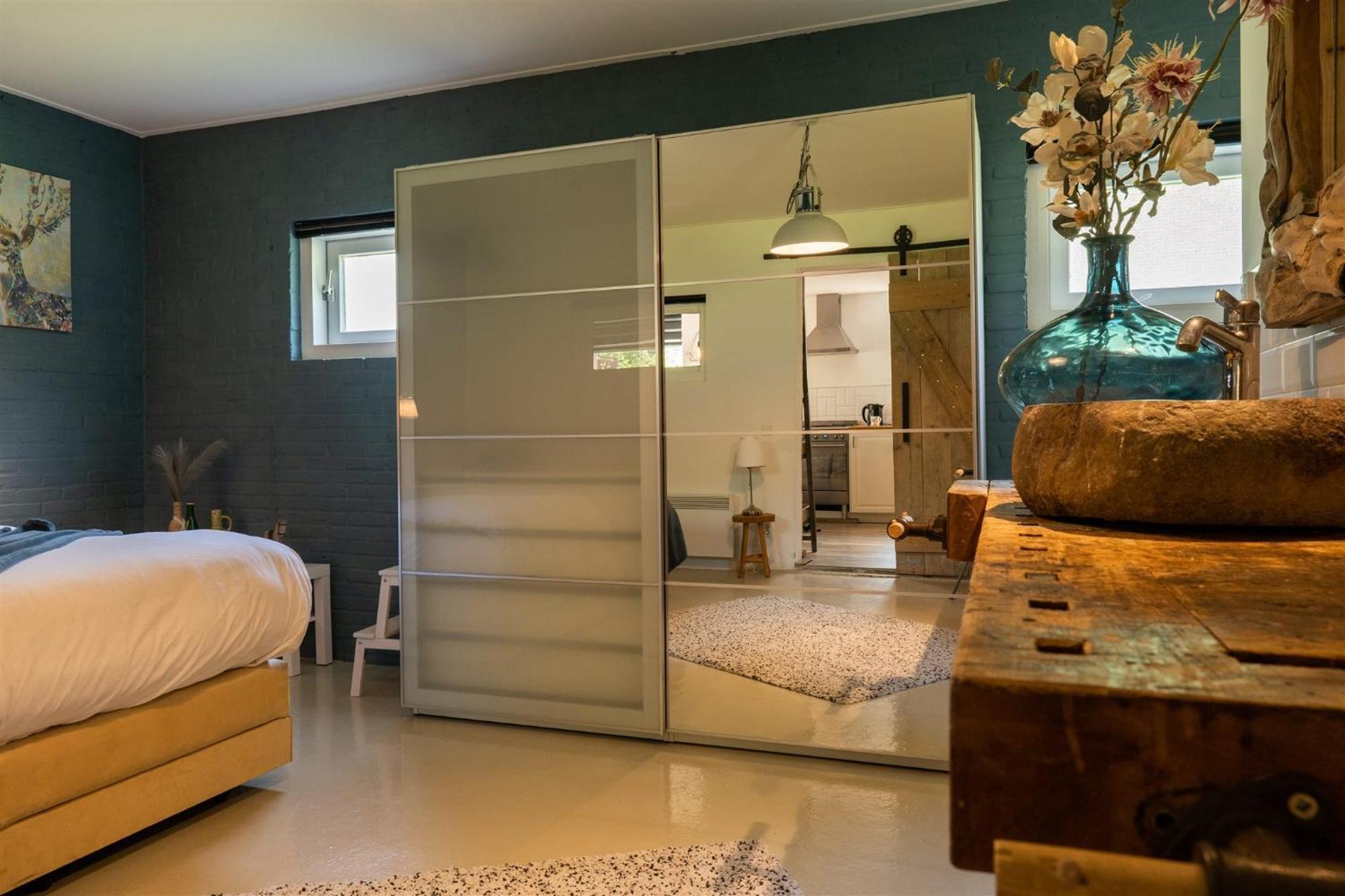 'S-Gravendeel Vakantiewoning Le Garaazje מראה חיצוני תמונה