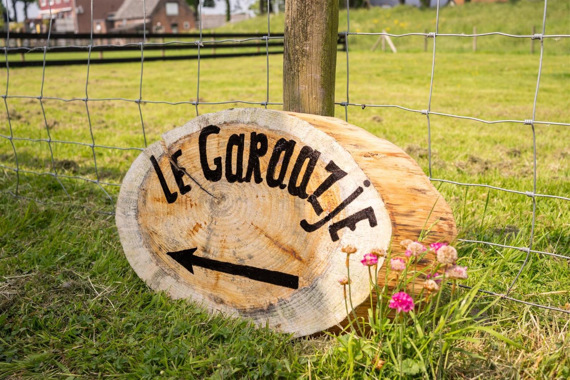 'S-Gravendeel Vakantiewoning Le Garaazje מראה חיצוני תמונה