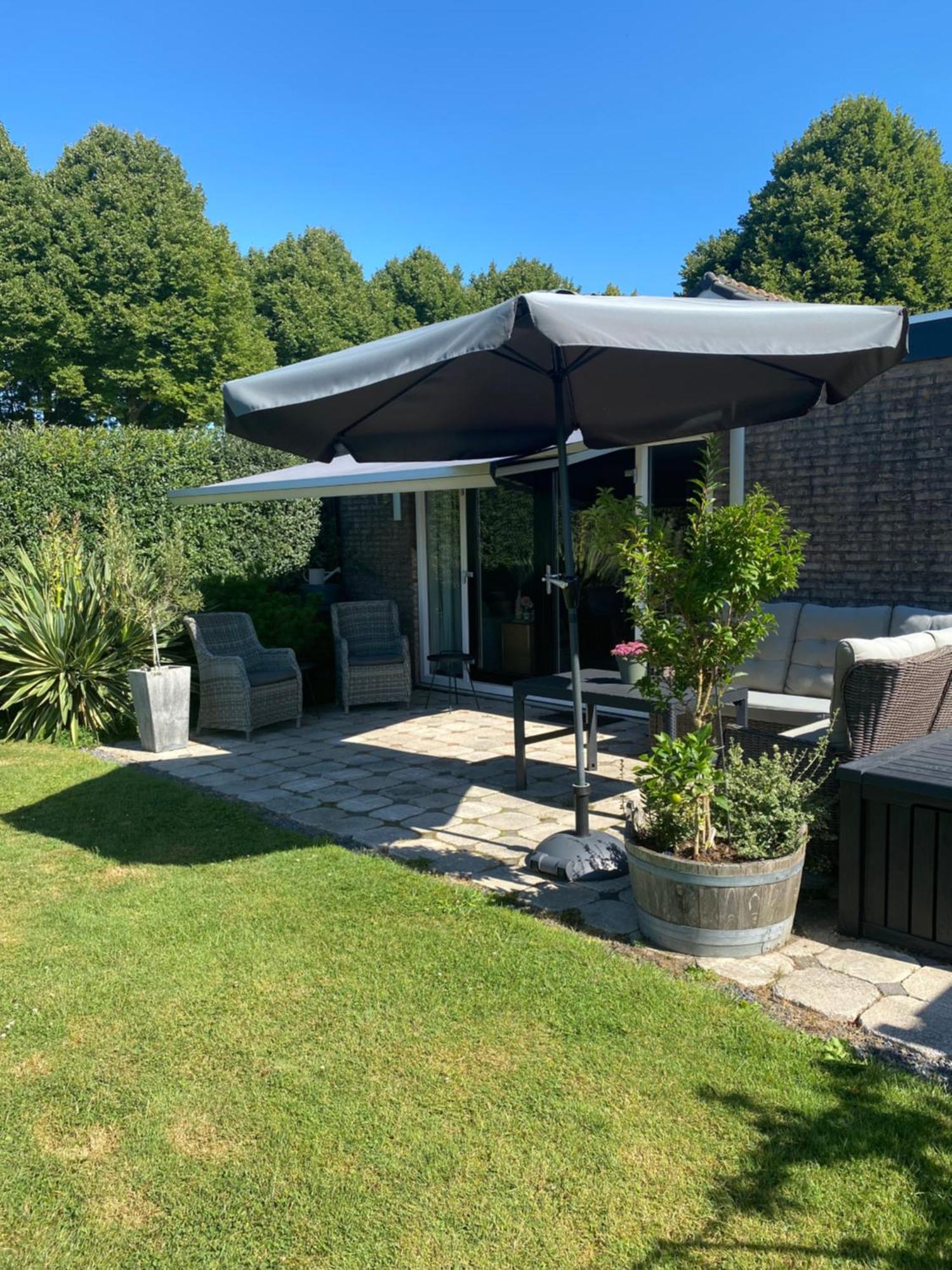 'S-Gravendeel Vakantiewoning Le Garaazje מראה חיצוני תמונה